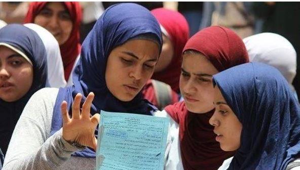 مفاجأة غير سعيدة لطلبة الثانوية.. ارتفاع الحدود الدنيا لكليات القمة عن العام الماضي